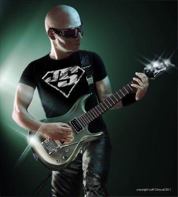 satch-newpose2.jpg